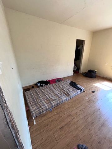 2964 Iowa St: photo 17