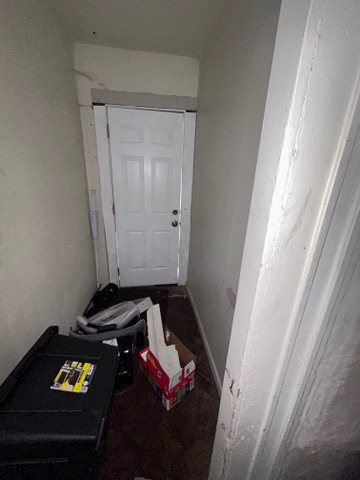 2964 Iowa St: photo 38
