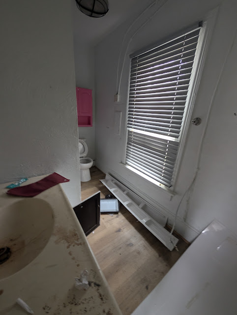 1205 N Sheridan Rd: photo 40
