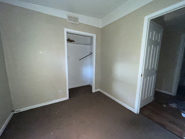 803 E 5th St: photo 8