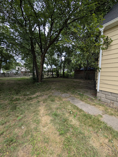 2113 W Howett St: photo 20