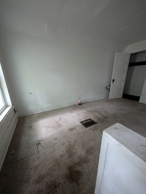 2113 W Howett St: photo 16