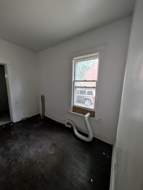 2113 W Howett St: photo 13