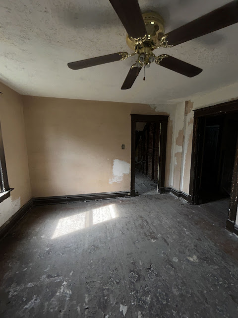 2209 Edwards St: photo 18