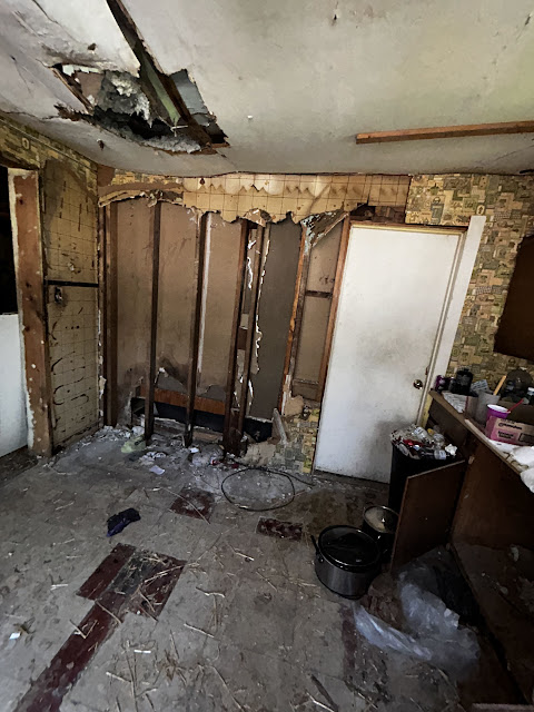 2209 Edwards St: photo 48