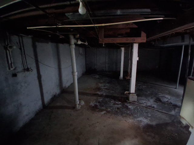 765 W Division St: photo 30