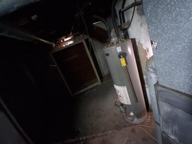 765 W Division St: photo 25