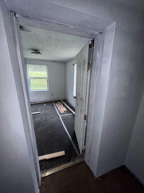66 Franklin Ave: photo 22