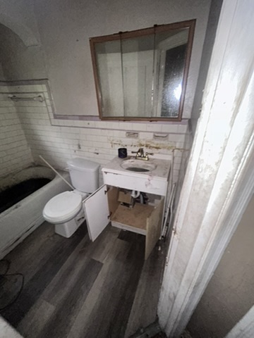 5811 Saloma Ave: photo 18