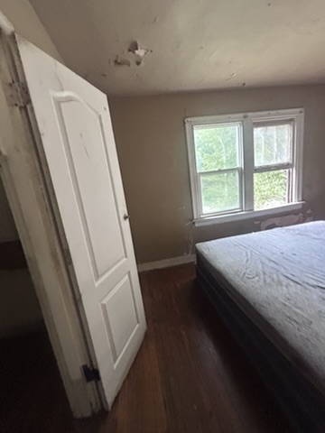 5811 Saloma Ave: photo 14
