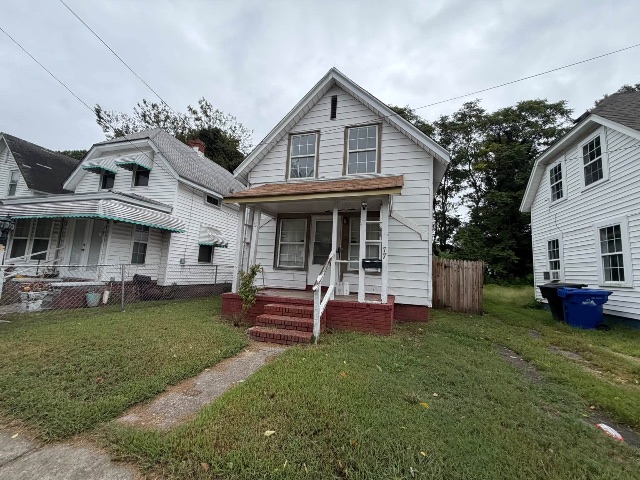 77 Manly St: main photo