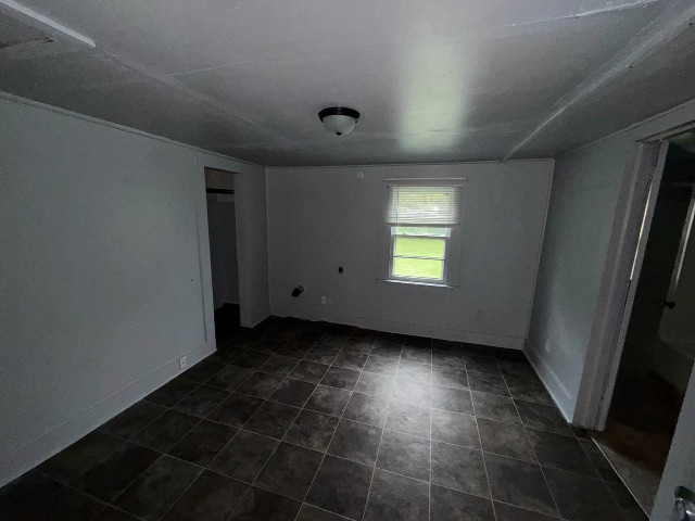 300 Lummis Rd Unit C: photo 4