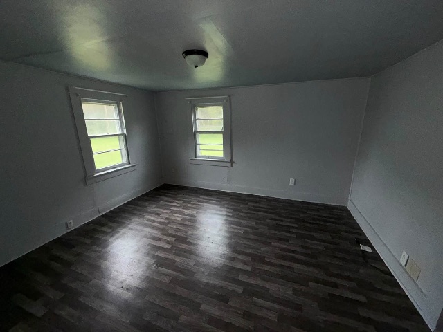 300 Lummis Rd Unit C: photo 2