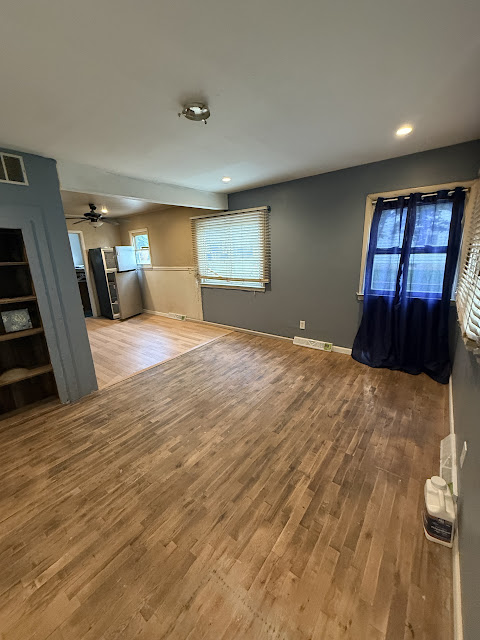 3235 Whittier St: photo 4