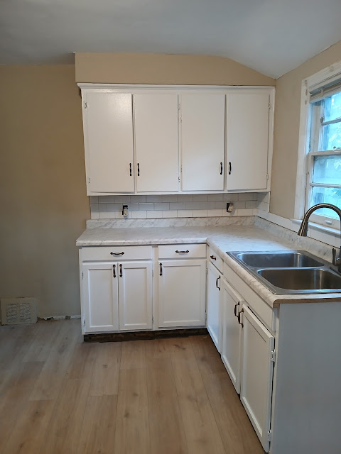 539 W Marengo Ave: photo 5