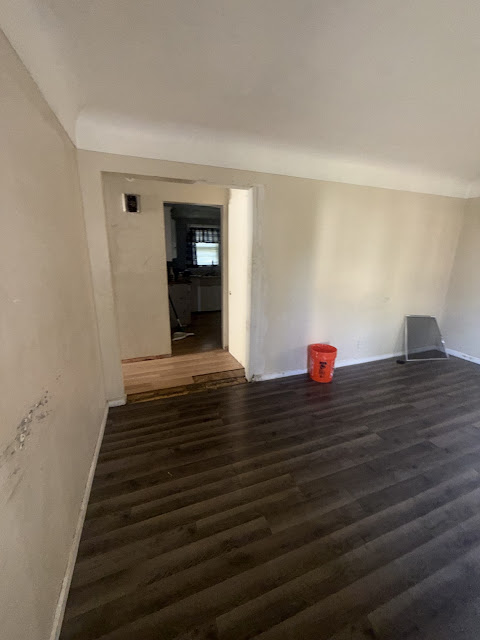 539 W Marengo Ave: photo 4