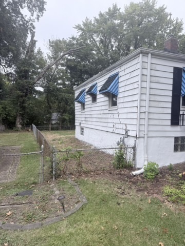 567 Glorose Dr: photo 4