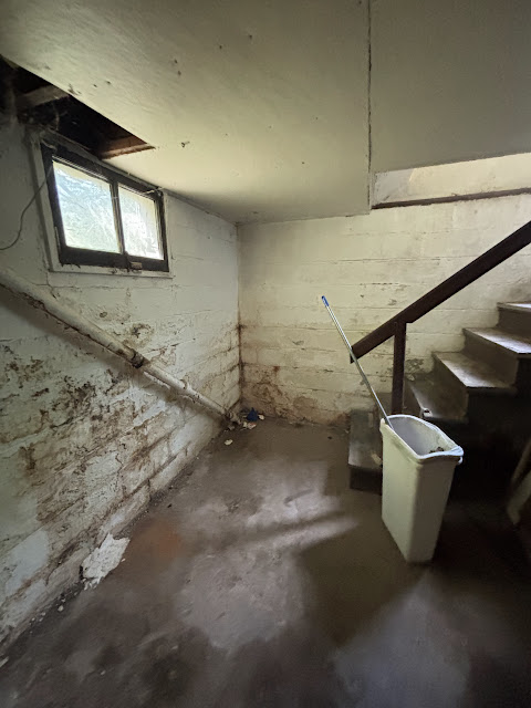 2421 W Lincoln: photo 9
