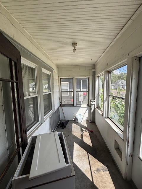 2421 W Lincoln: photo 8