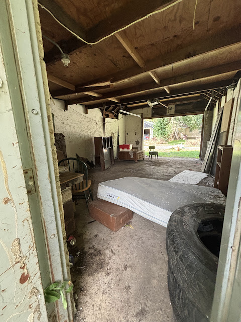 2421 W Lincoln: photo 18