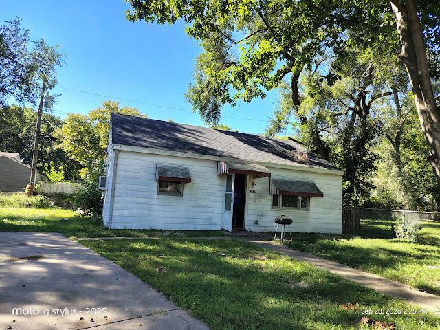 3214 W Proctor Pl: main photo