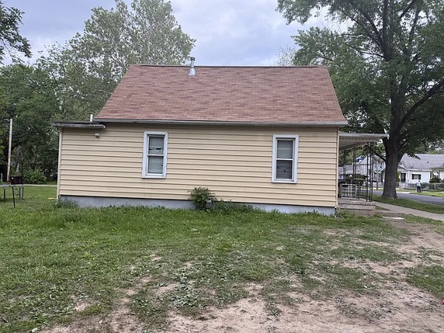 1829 W Butler St: photo 4