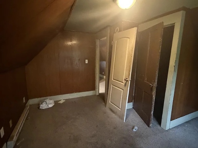 1829 W Butler St: photo 51