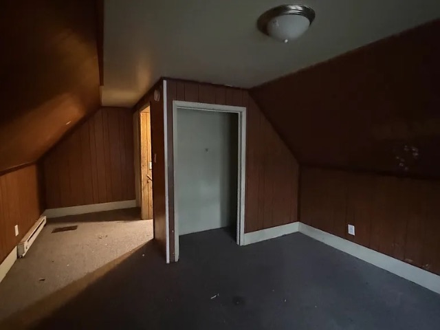 1829 W Butler St: photo 14