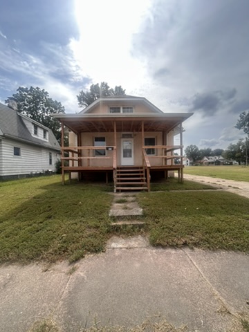 1638 4th St: main photo