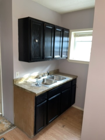 2125 68th St: photo 6