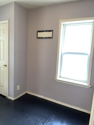 2125 68th St: photo 5