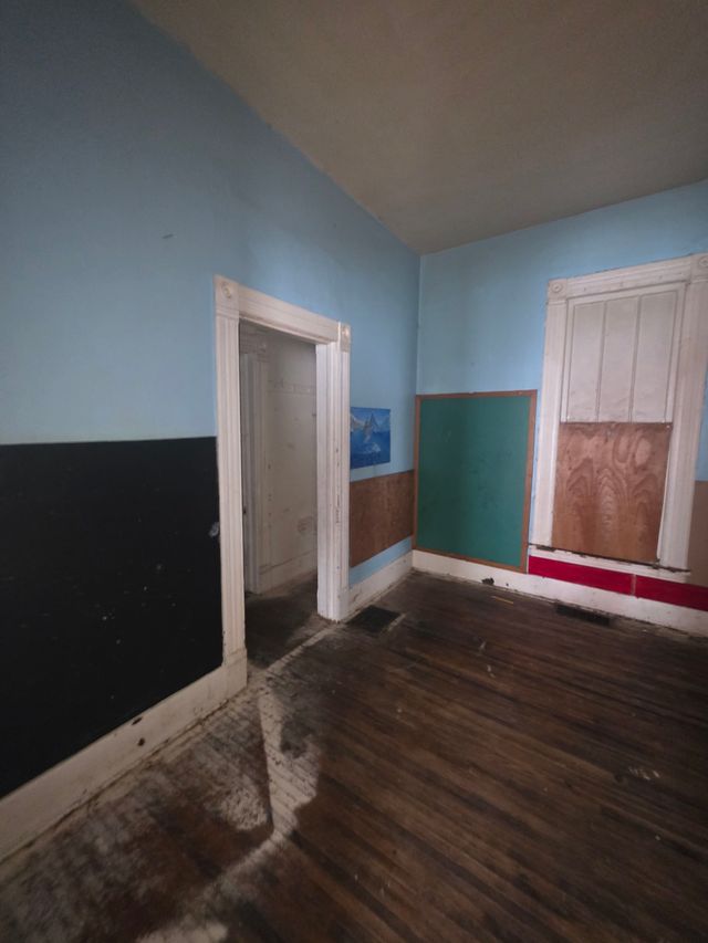 1143 E William St: photo 16