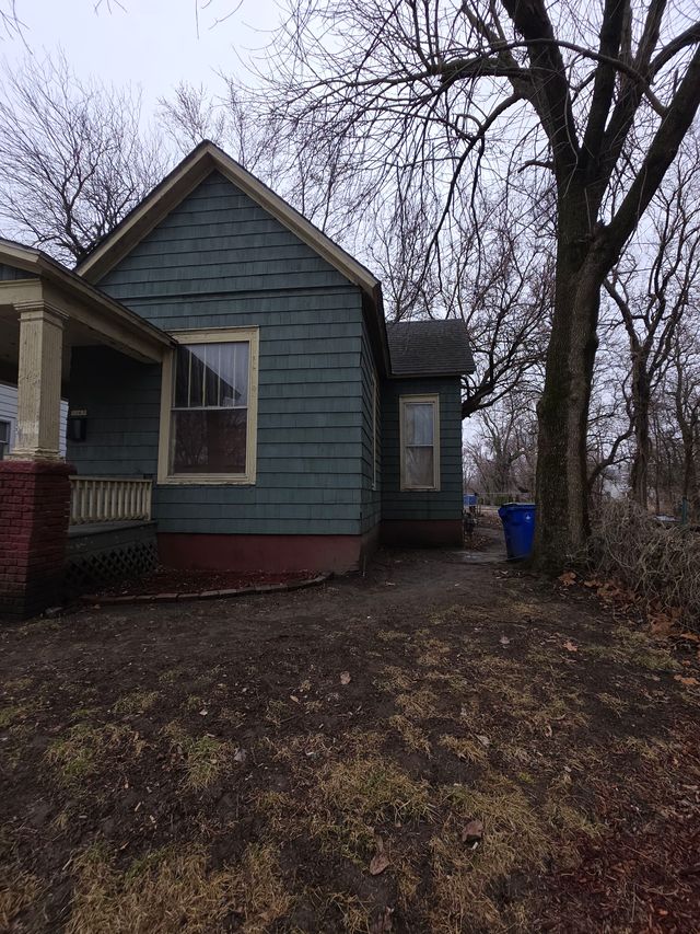 1143 E William St: photo 29