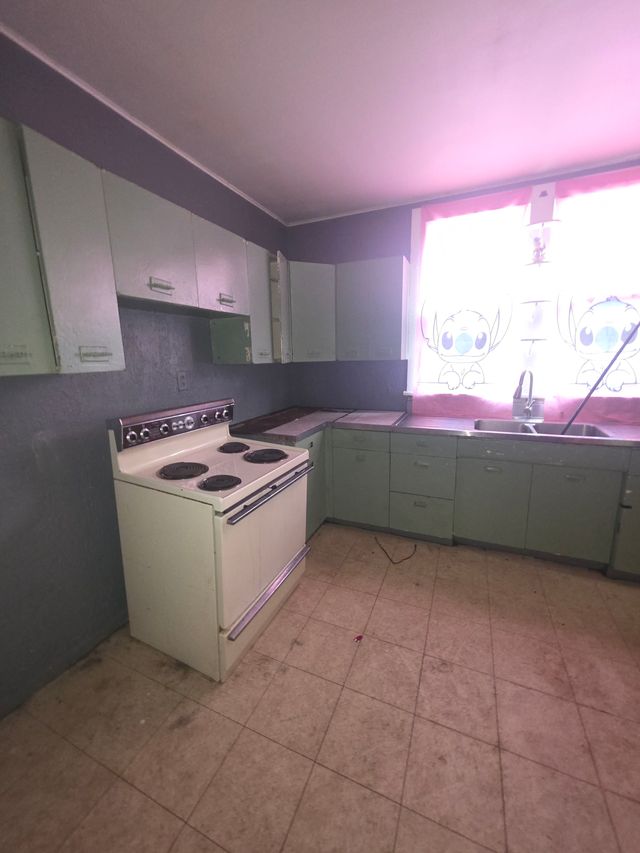 1143 E William St: photo 12