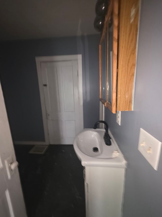 1143 E William St: photo 20