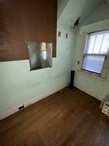 5468 Gilmore Ave: photo 16