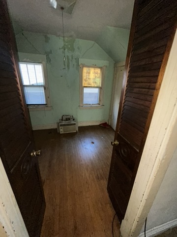 5468 Gilmore Ave: photo 18
