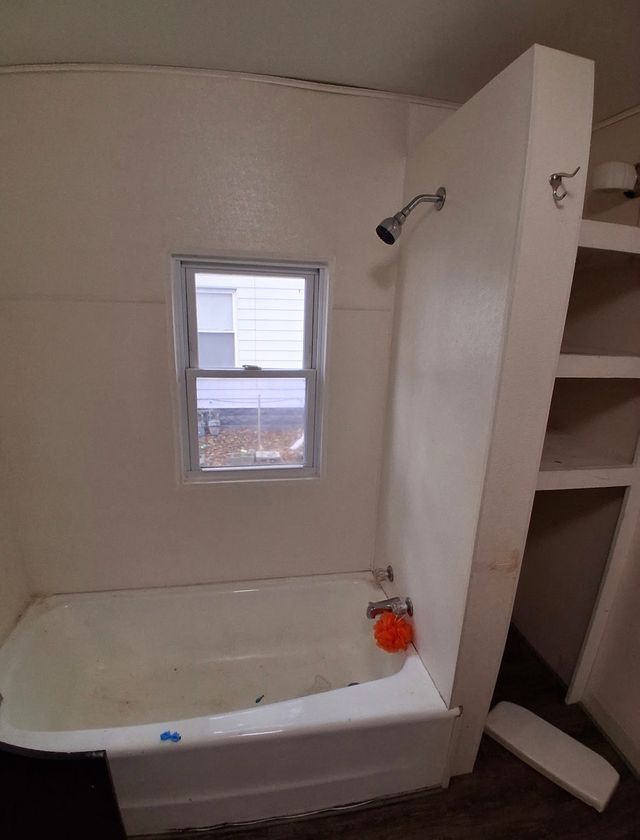 718 Harrison St: photo 9