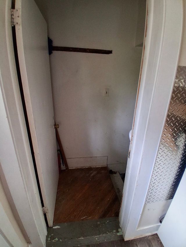 718 Harrison St: photo 10