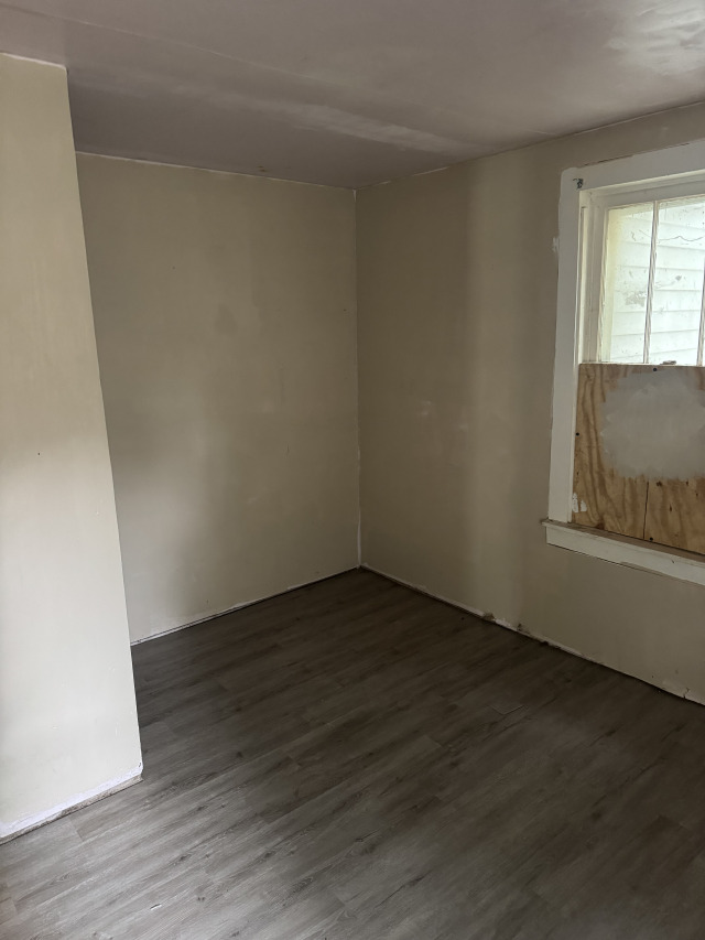 1528 E Lawrence St: photo 12
