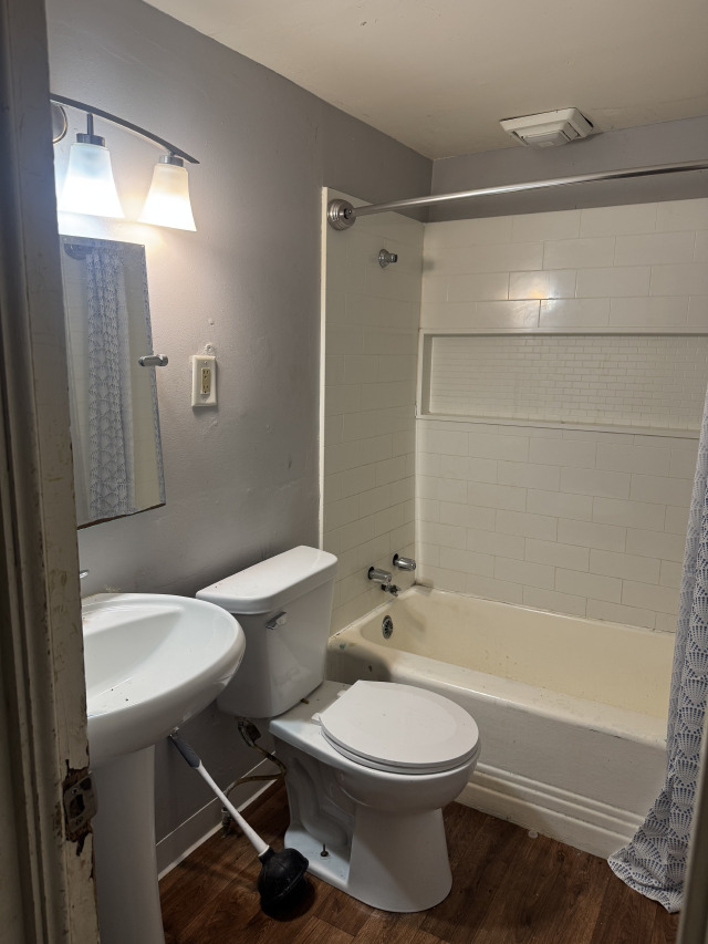 1528 E Lawrence St: photo 16