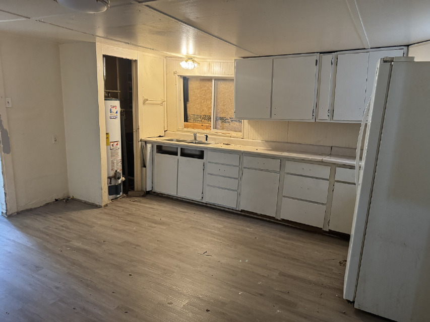 1528 E Lawrence St: photo 9