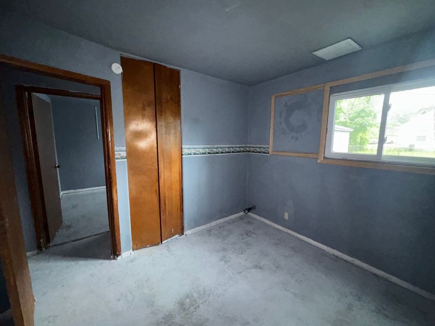 15344 Blackstone St: photo 12