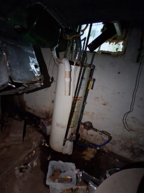 1645 E Walnut St: photo 15