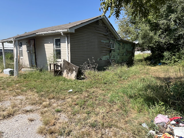 5807 Forest Blvd: photo 28