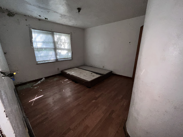 112 N 88th St: photo 9