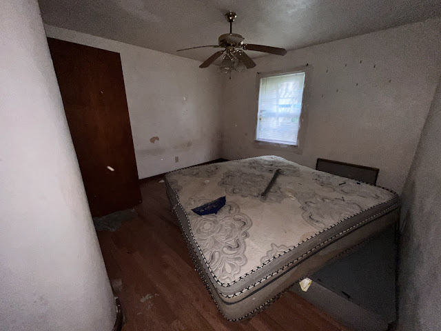 112 N 88th St: photo 22