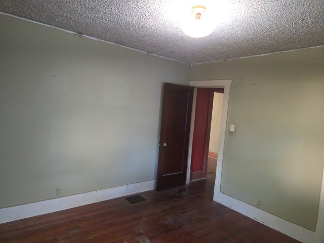 2081 N College St: photo 12