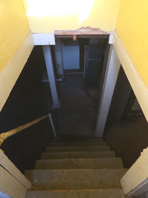 2081 N College St: photo 24