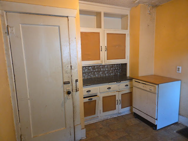 2081 N College St: photo 10